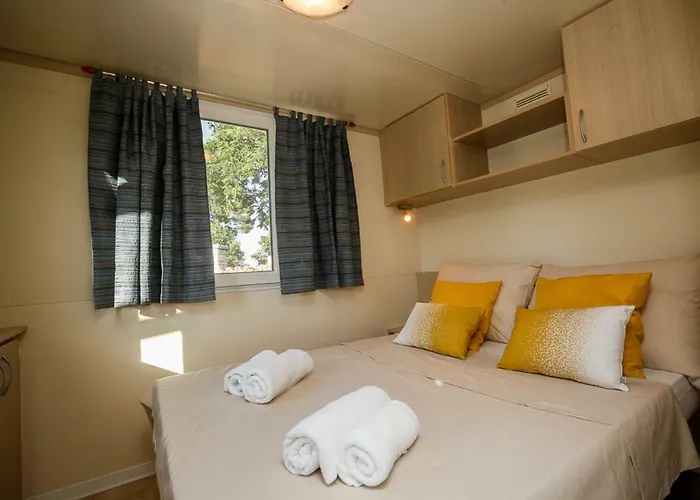 Mobile Homes Dvor