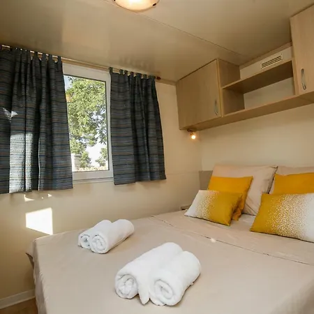 Mobile Homes Dvor
