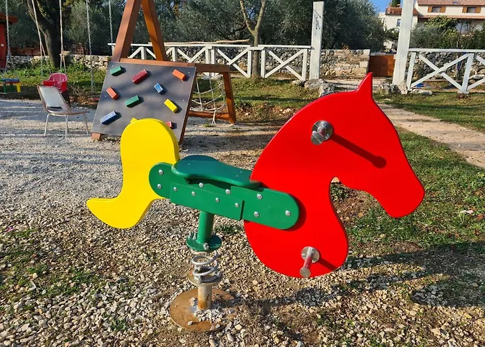 Nyaraló Mobile Homes Dvor *